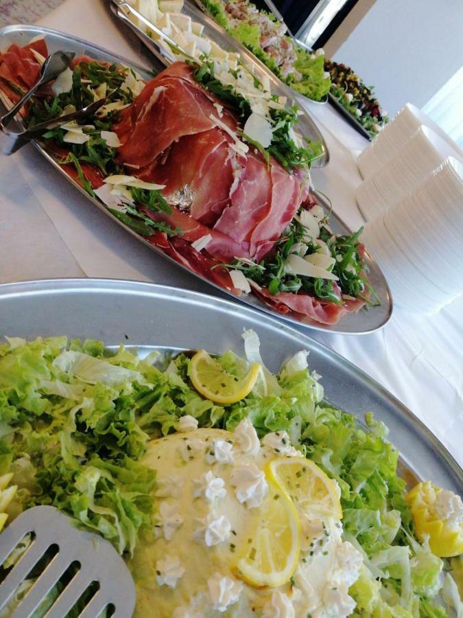 Tyc Hotel Viserbella di Rimini Ngoại thất bức ảnh