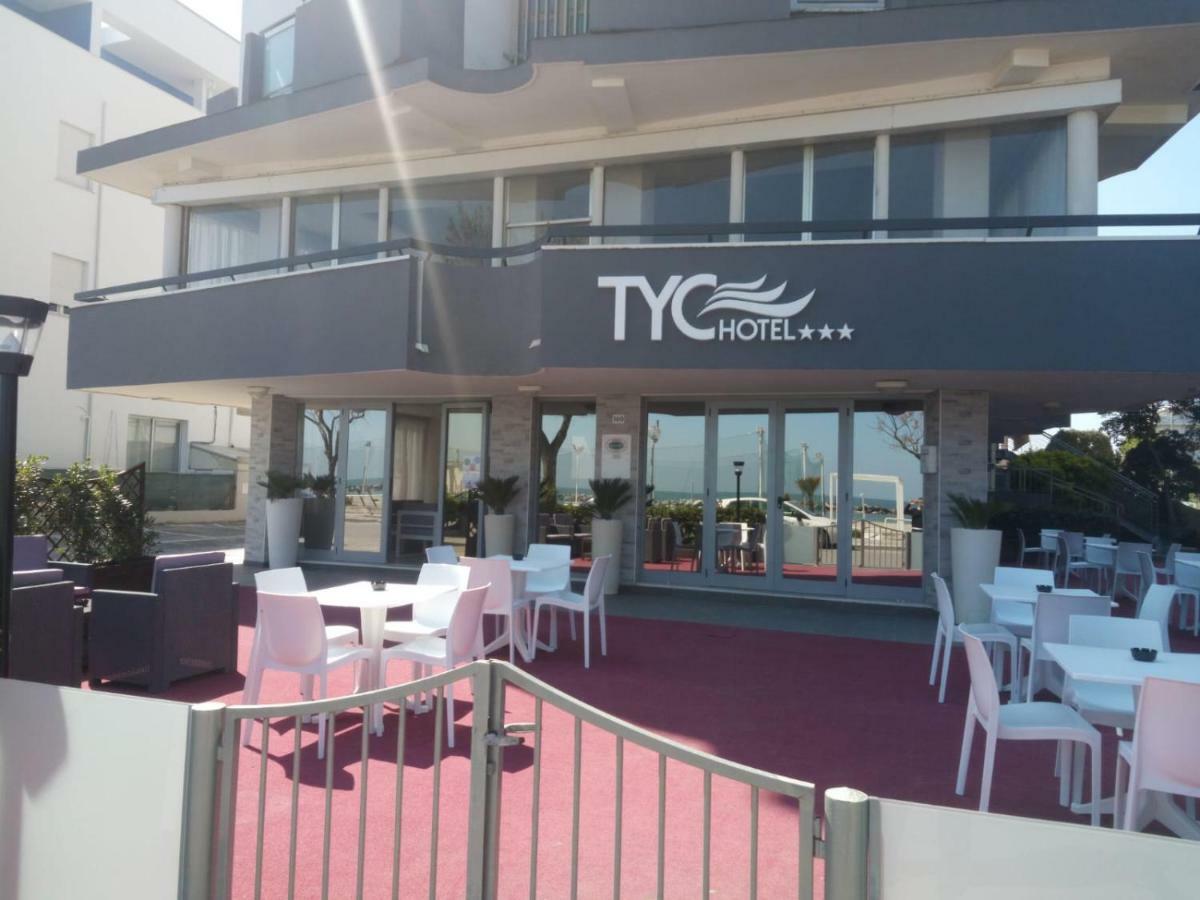 Tyc Hotel Viserbella di Rimini Ngoại thất bức ảnh